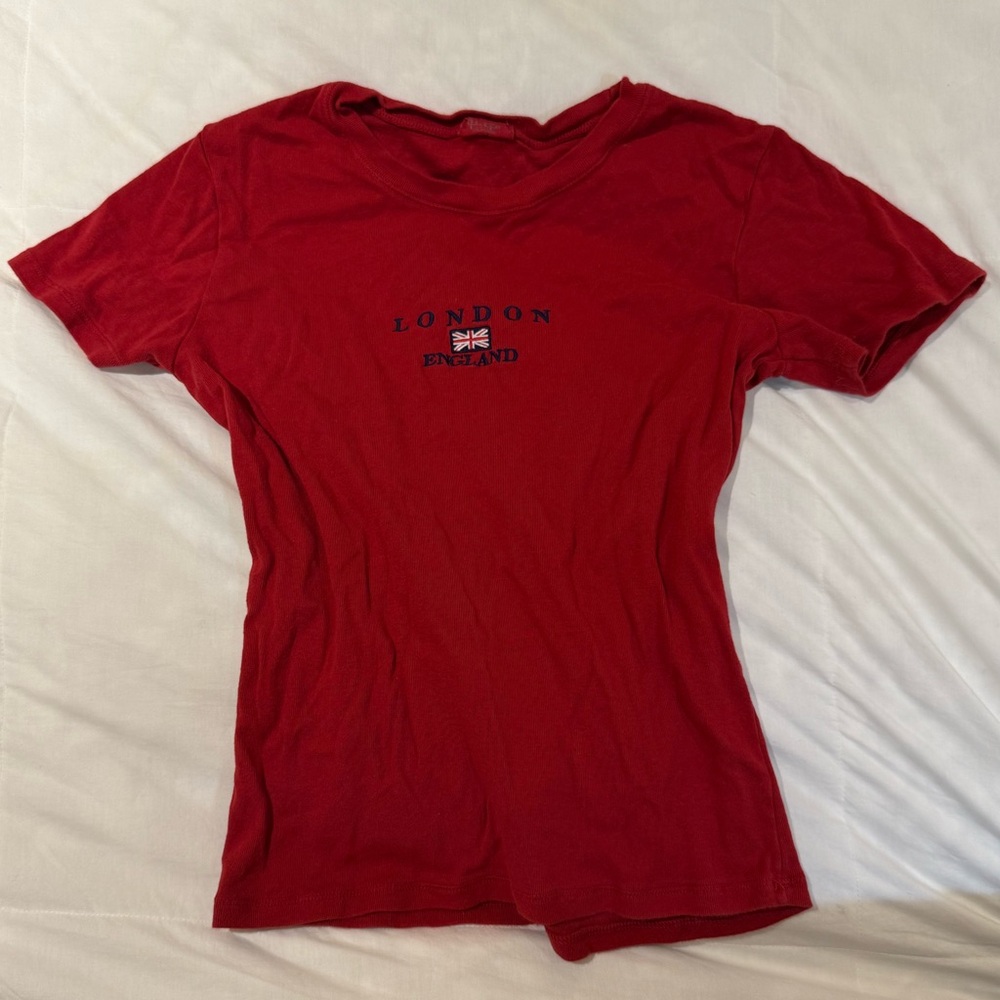 Red London England T-Shirt- Brandy Melville
